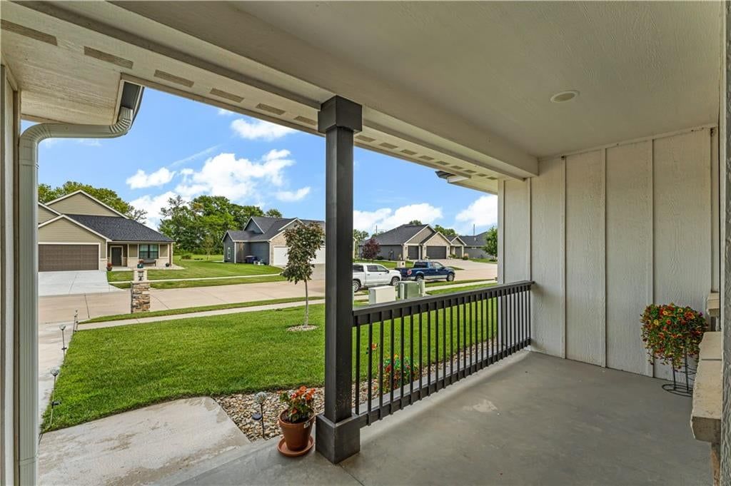 4814 Nature Avenue — photo 9
