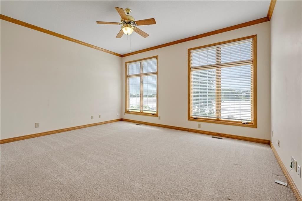 Photo 9 of 39 - 15613 Cedar Lane, Basehor, KS 66007