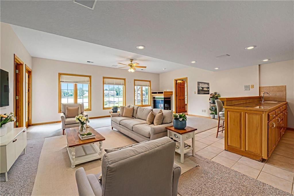 Photo 27 of 39, 15613 Cedar Lane, Basehor, KS 66007