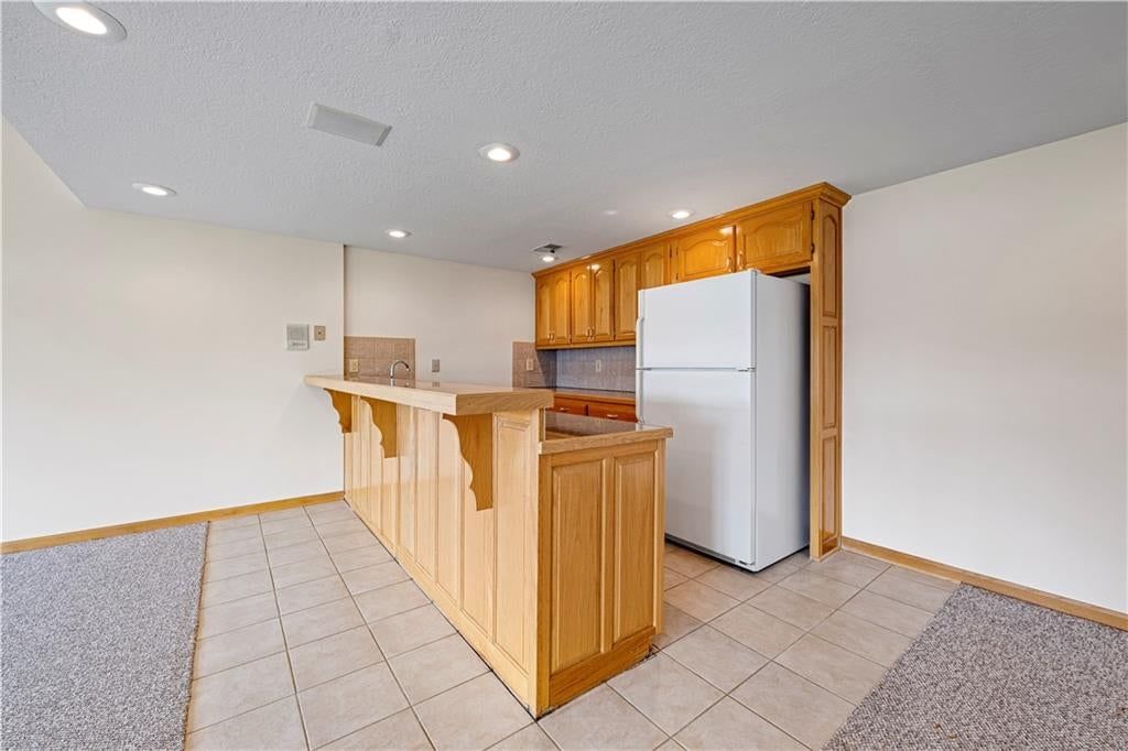 Photo 31 of 39 - 15613 Cedar Lane, Basehor, KS 66007