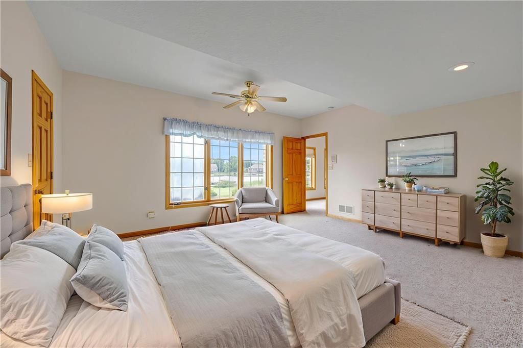 Photo 32 of 39 - 15613 Cedar Lane, Basehor, KS 66007