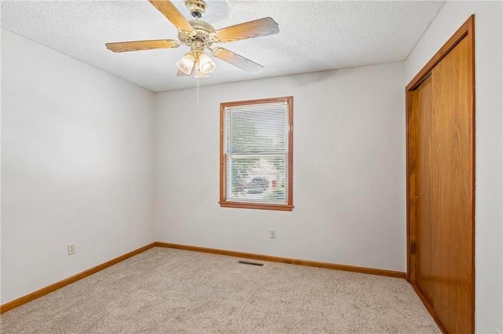 412 SE HAMILTON Court — photo 18
