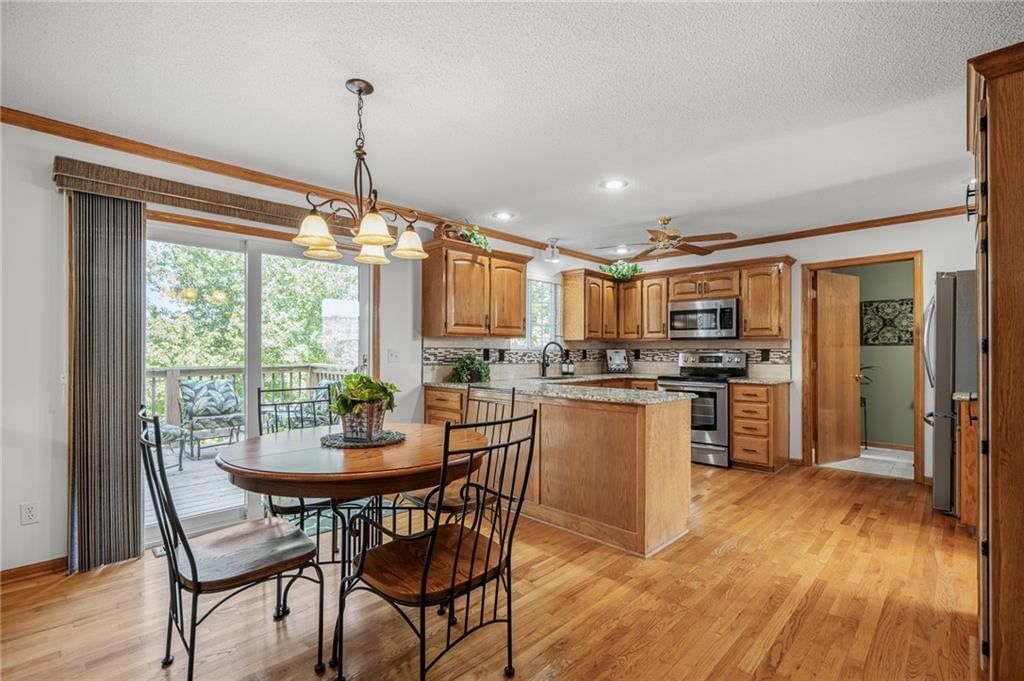 4512 NE Webster Drive — photo 10