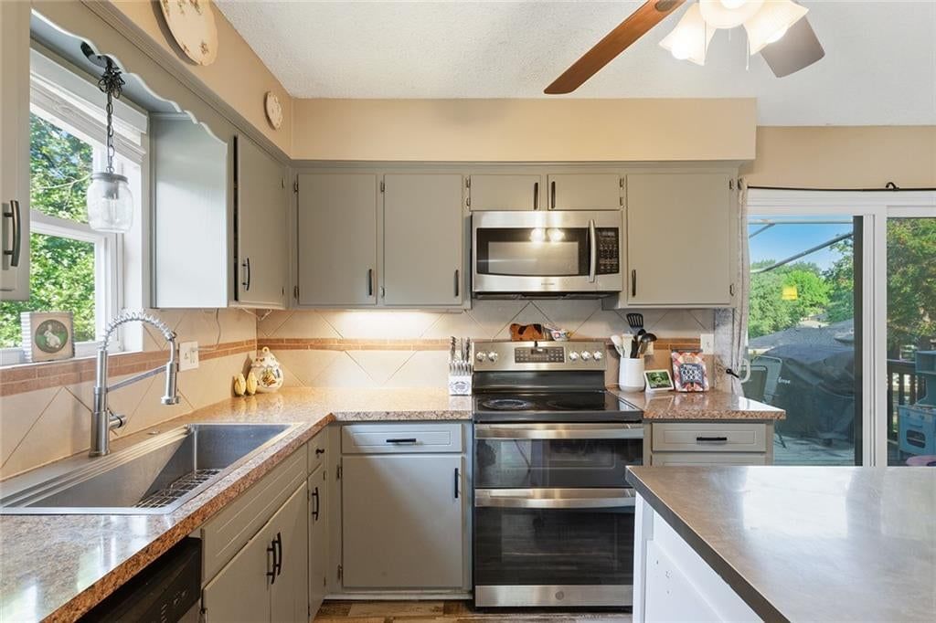 2901 SE 3rd Street — photo 11