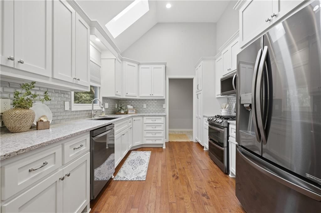 6832 Alden Street — photo 9