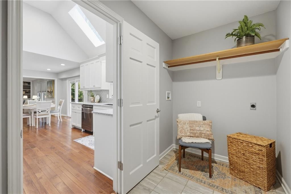 6832 Alden Street — photo 15