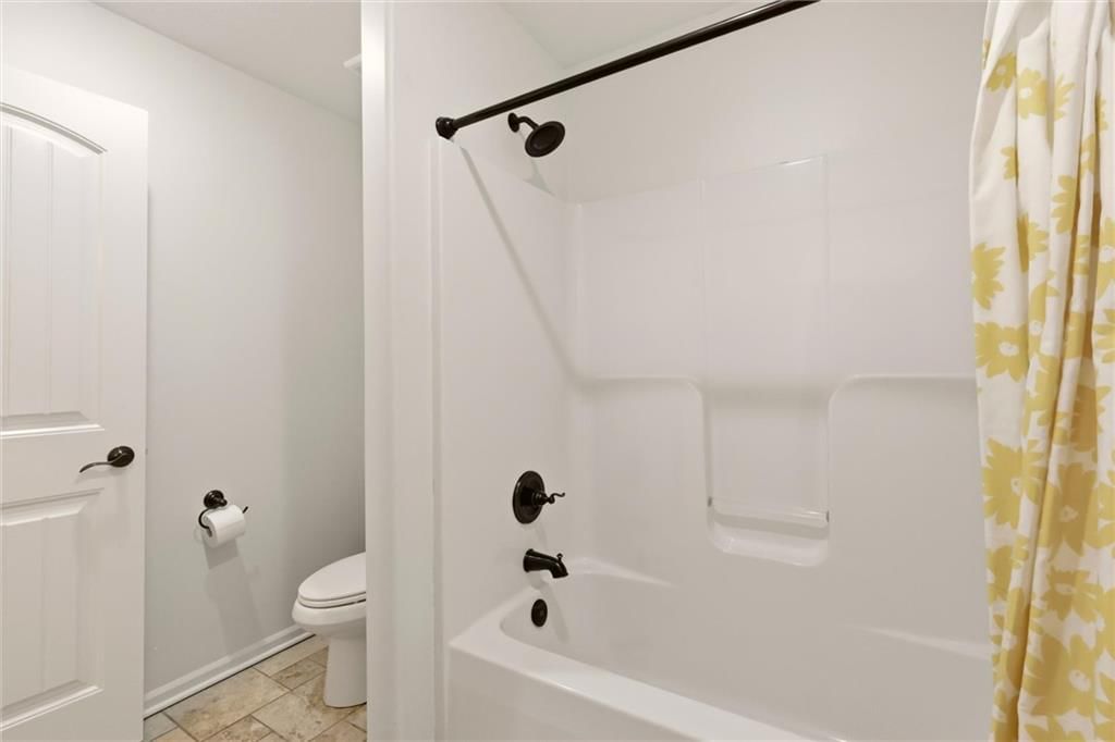20207 NE 102nd Street — photo 35