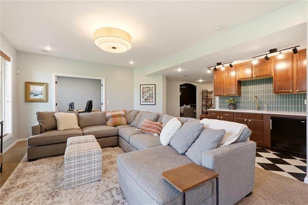 20207 NE 102nd Street — photo 46