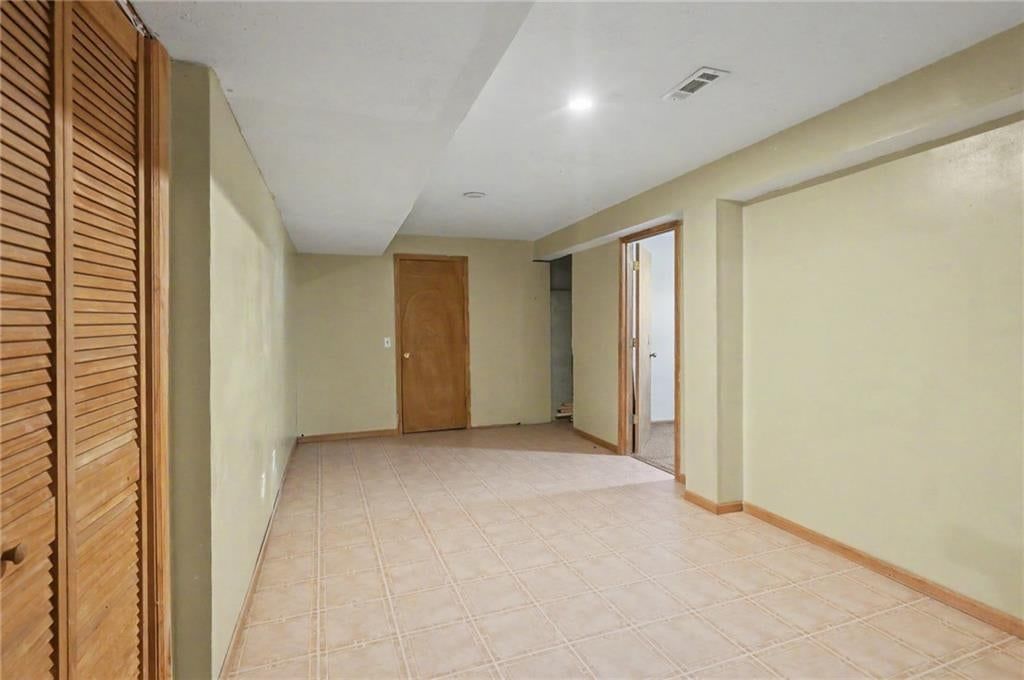 1003 Lisa Court — photo 27