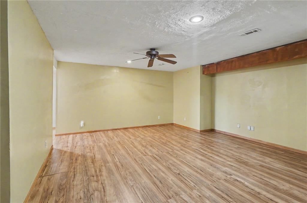 1003 Lisa Court — photo 28