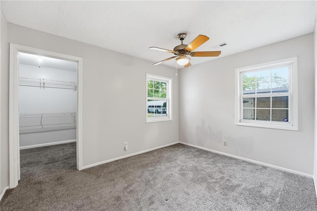 1404 Shawnee Street — photo 9