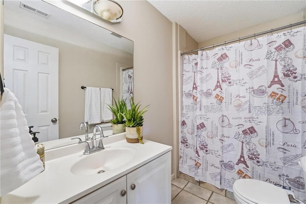 1404 Shawnee Street — photo 11