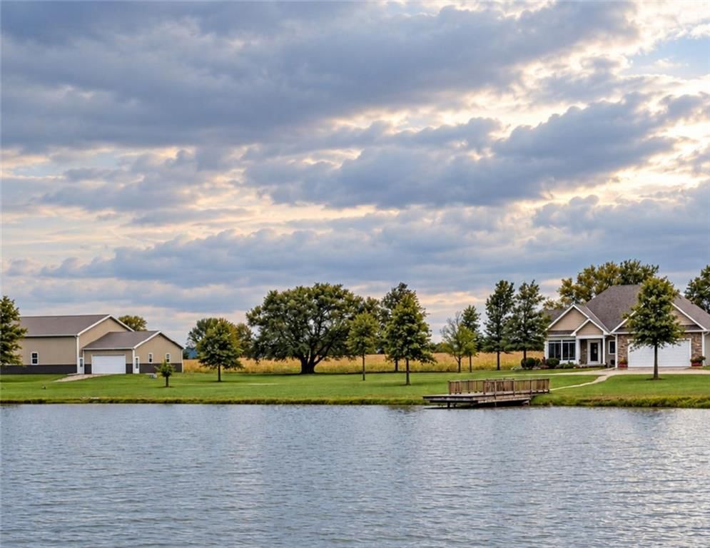24496 Pleasant Valley Road, Wellsville, KS