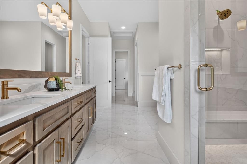 2905 W 72nd Street — photo 31