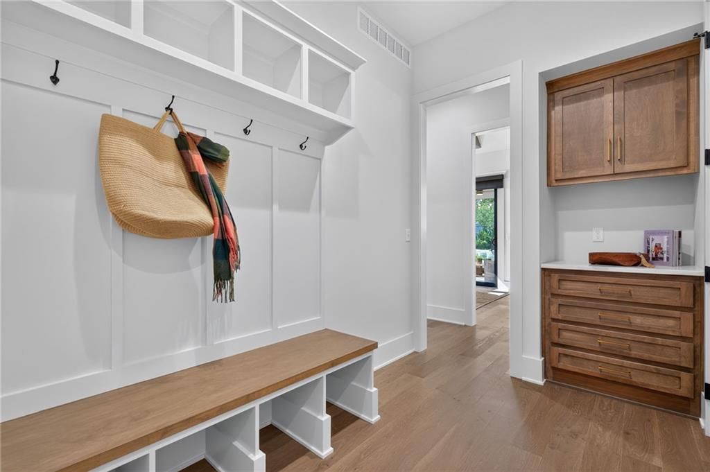 2905 W 72nd Street — photo 34