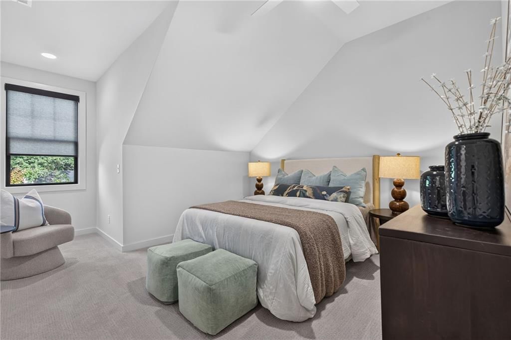 2905 W 72nd Street — photo 37
