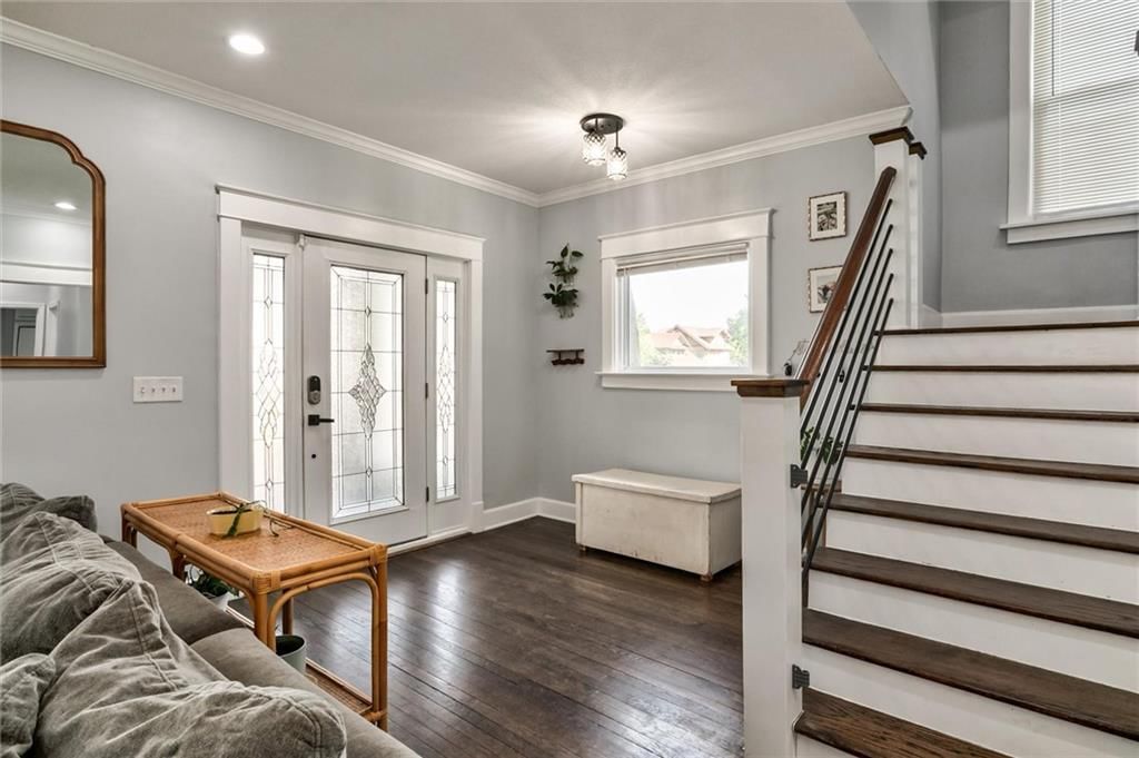 3427 S Benton Avenue — photo 6