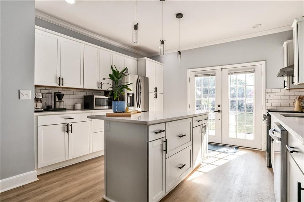 3427 S Benton Avenue — photo 12