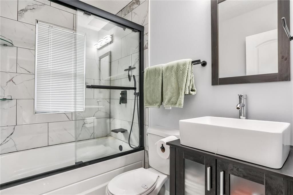 3427 S Benton Avenue — photo 19
