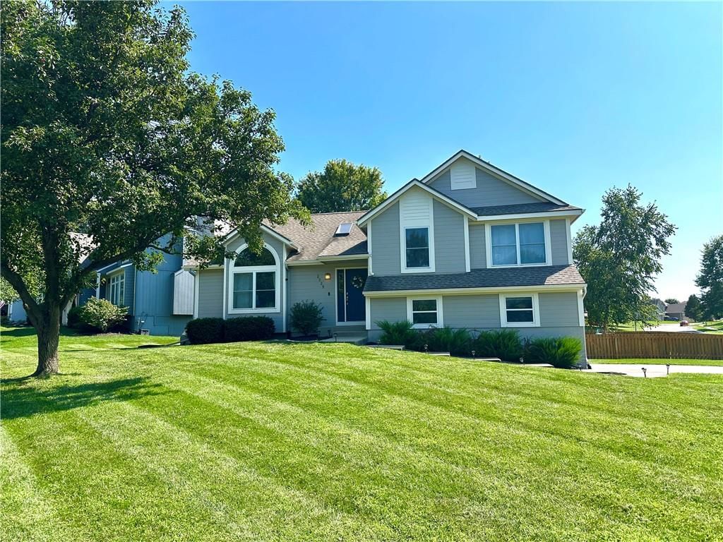 2529 SW 10th Street, Lee's Summit, MO