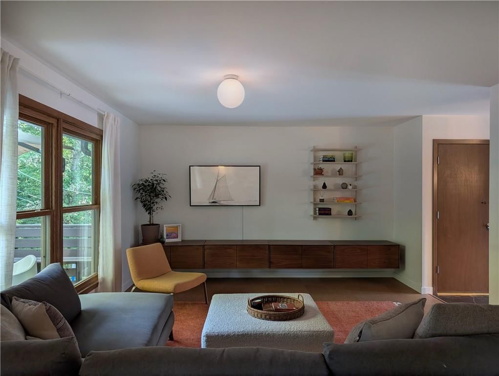 10050 Roe Avenue — photo 18