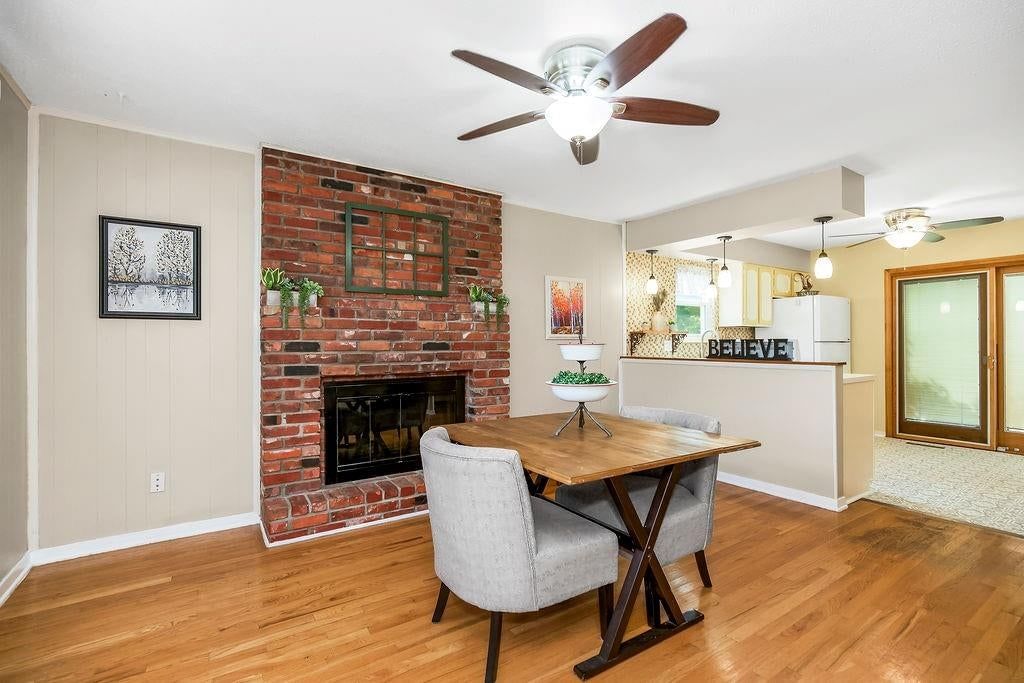 6808 N Askew Avenue, Gladstone, MO: listing photo 3