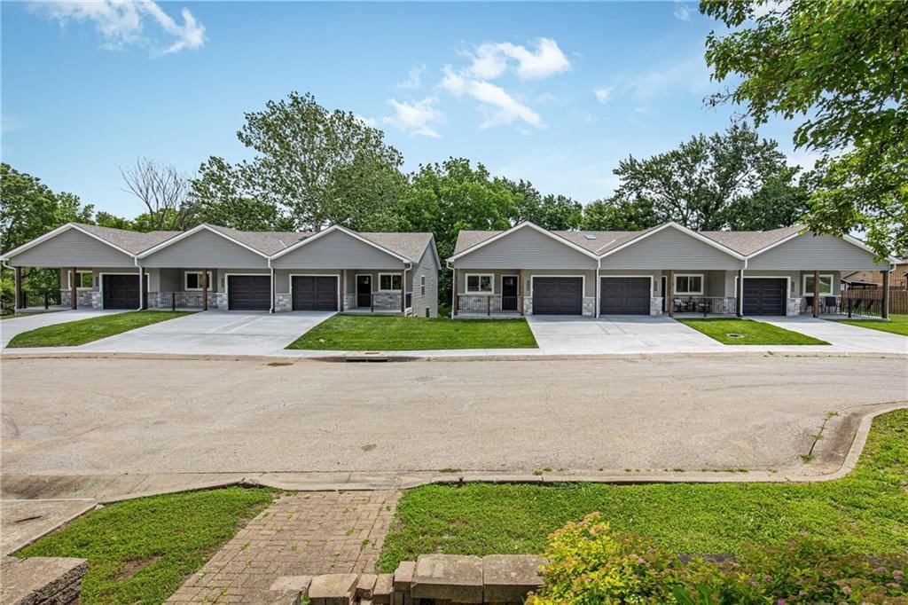 Photo 48 of 48 - 5821 Hunter Court, Raytown, MO 64133