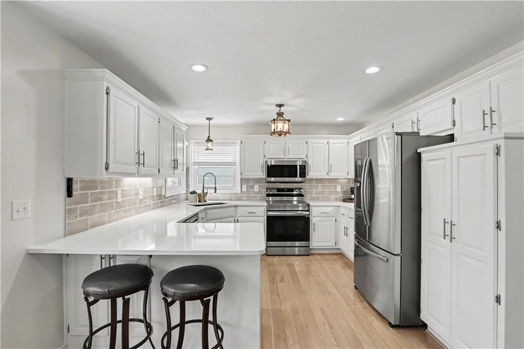 4051 SW Clipper Lane — photo 8