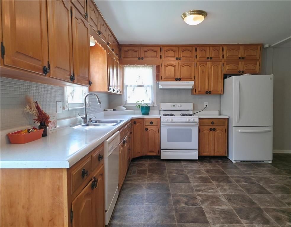 Photo 6 of 44, 2623 Vernon Street, North Kansas City, MO 64116