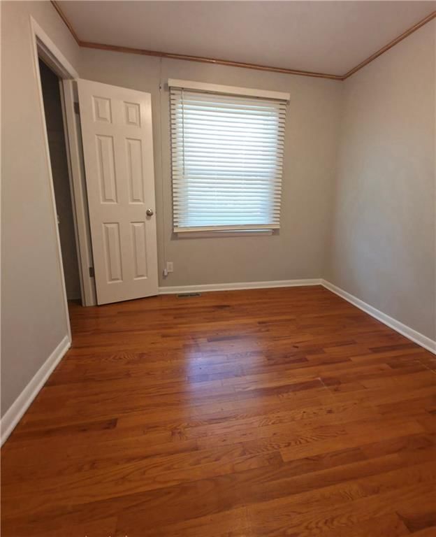 Photo 11 of 44, 2623 Vernon Street, North Kansas City, MO 64116