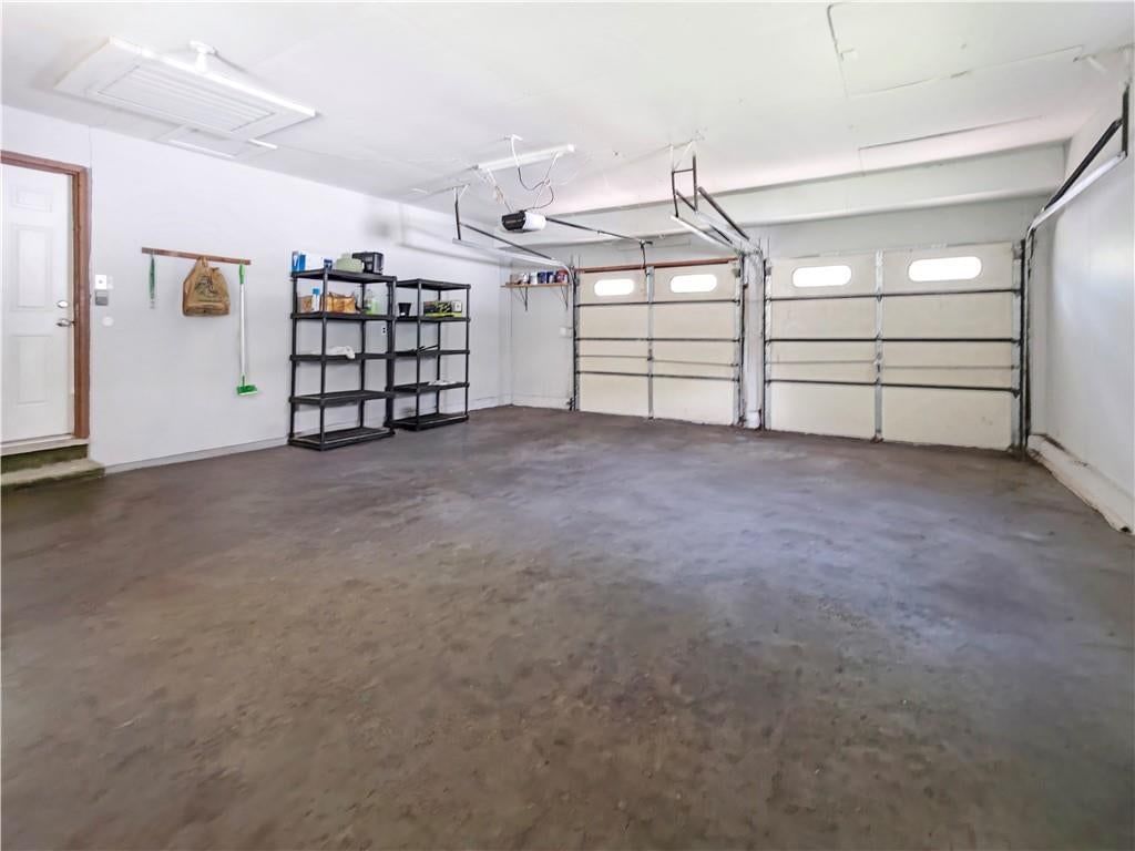 Photo 36 of 44 - 2623 Vernon Street, North Kansas City, MO 64116