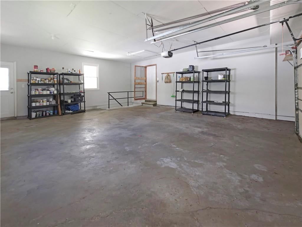 Photo 37 of 44 - 2623 Vernon Street, North Kansas City, MO 64116