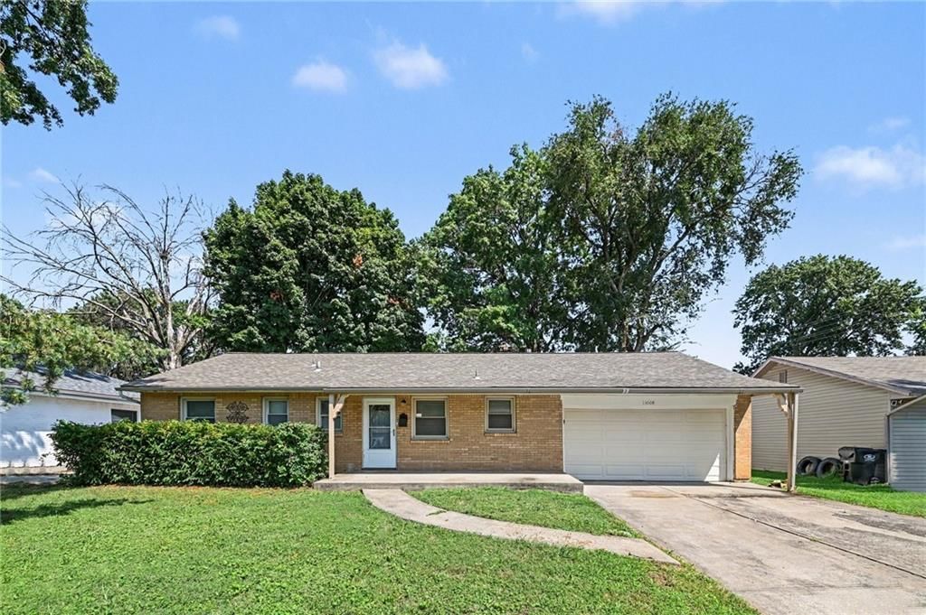 13008 E 38th Street, Independence, MO