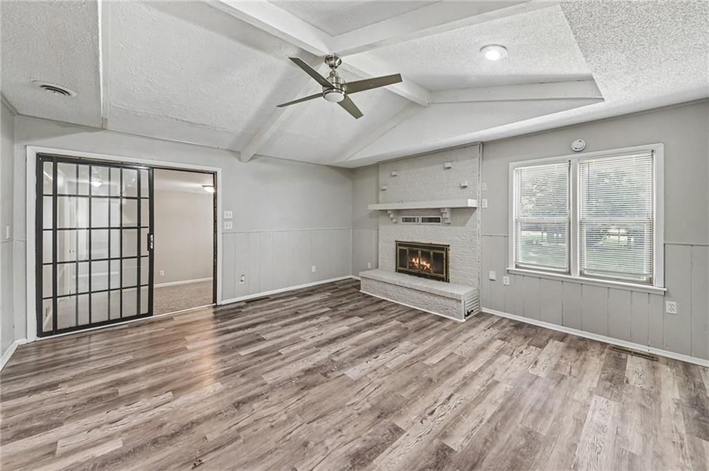 Photo 4 of 21, 13008 E 38th Street, Independence, MO 64055