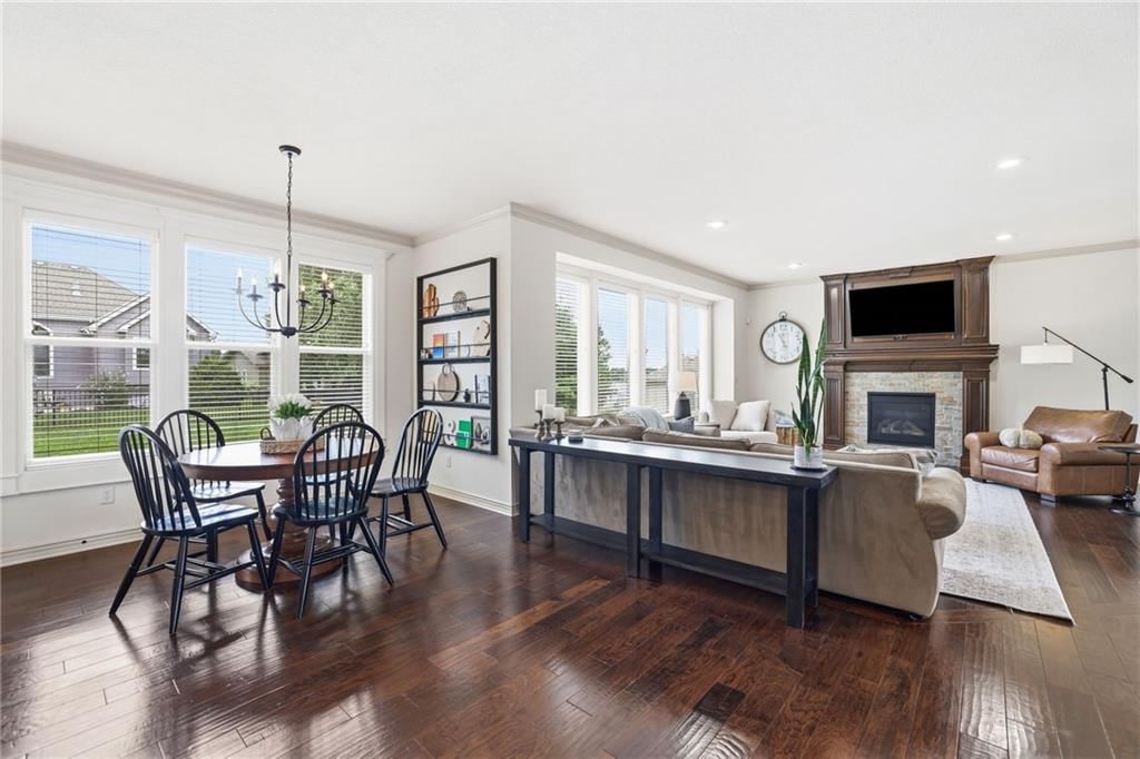 10030 Warwick Street — photo 14
