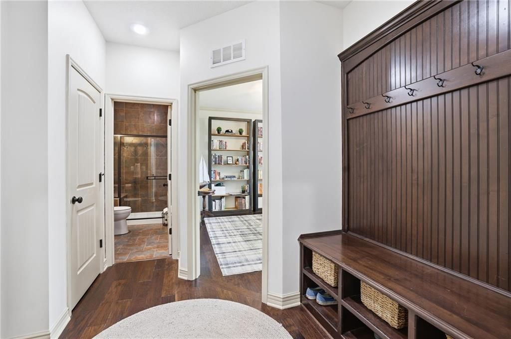 10030 Warwick Street — photo 20
