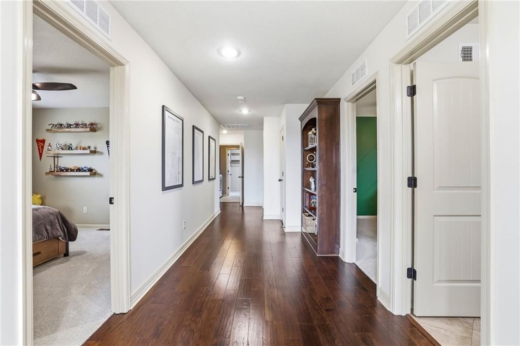 10030 Warwick Street — photo 25