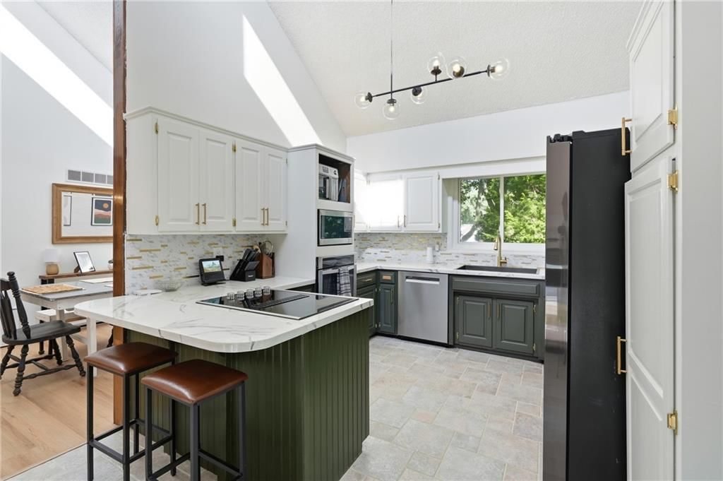 5304 Queal Drive — photo 13