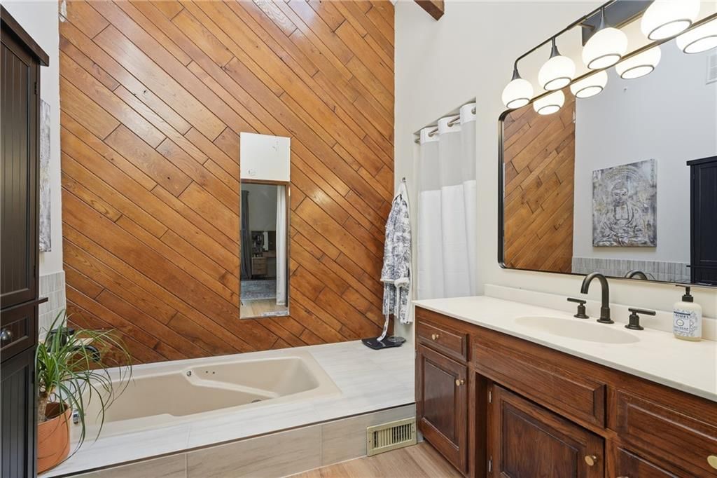 5304 Queal Drive — photo 22