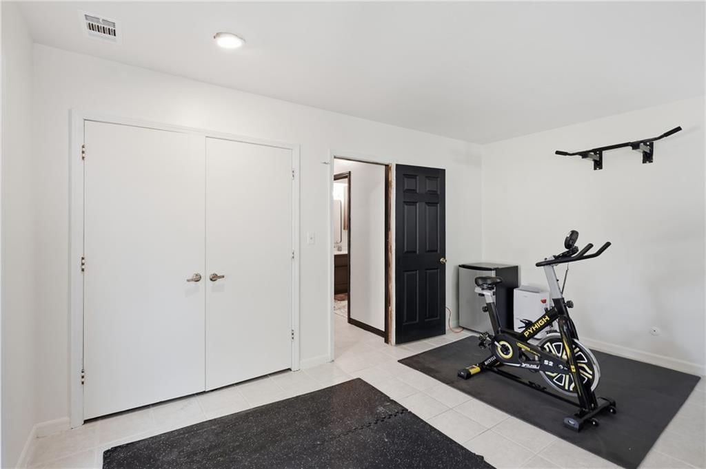 5304 Queal Drive — photo 34