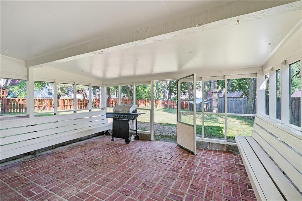 5304 Queal Drive — photo 36