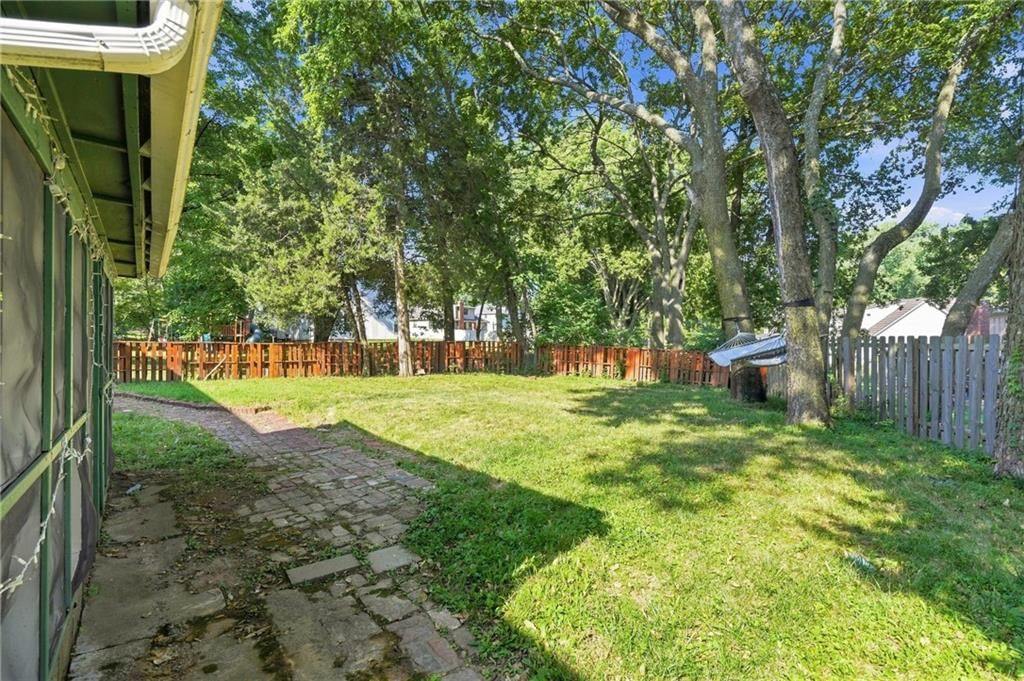 5304 Queal Drive — photo 38