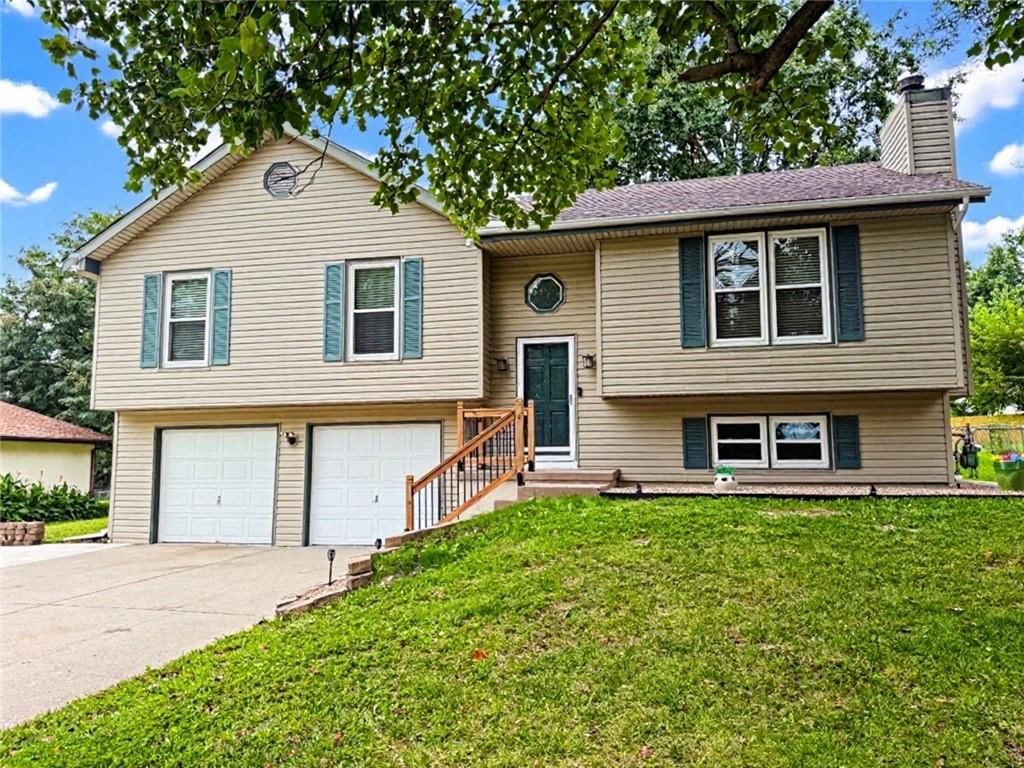 1607 NE 114 Street, Kansas City, MO: listing photo 2
