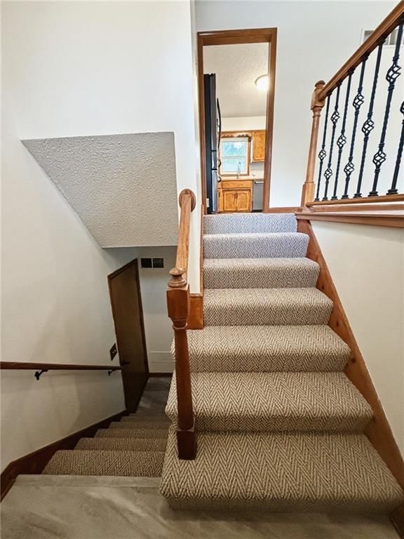 Photo 8 of 23 - 1607 NE 114 Street, Kansas City, MO 64155