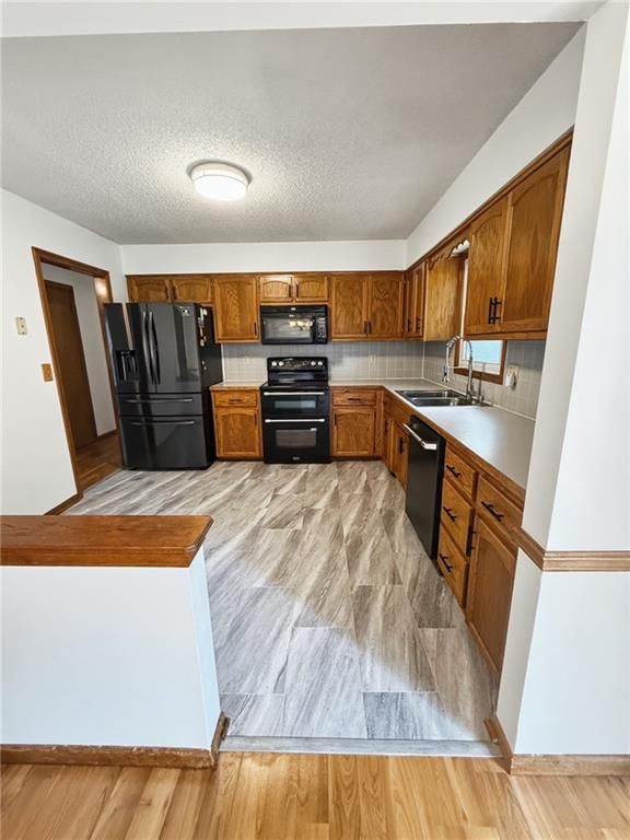 Photo 11 of 23 - 1607 NE 114 Street, Kansas City, MO 64155