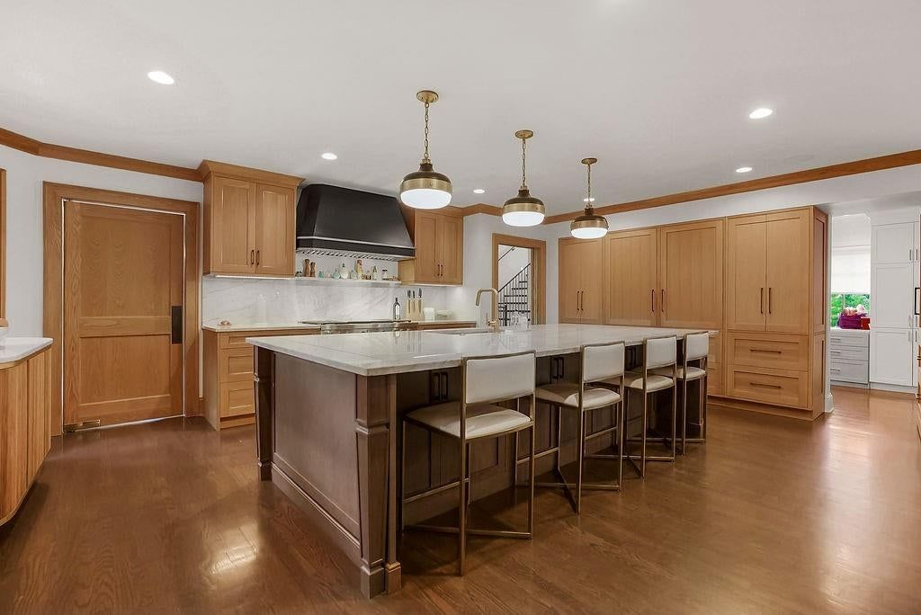 1235 W 57 Terrace — photo 11