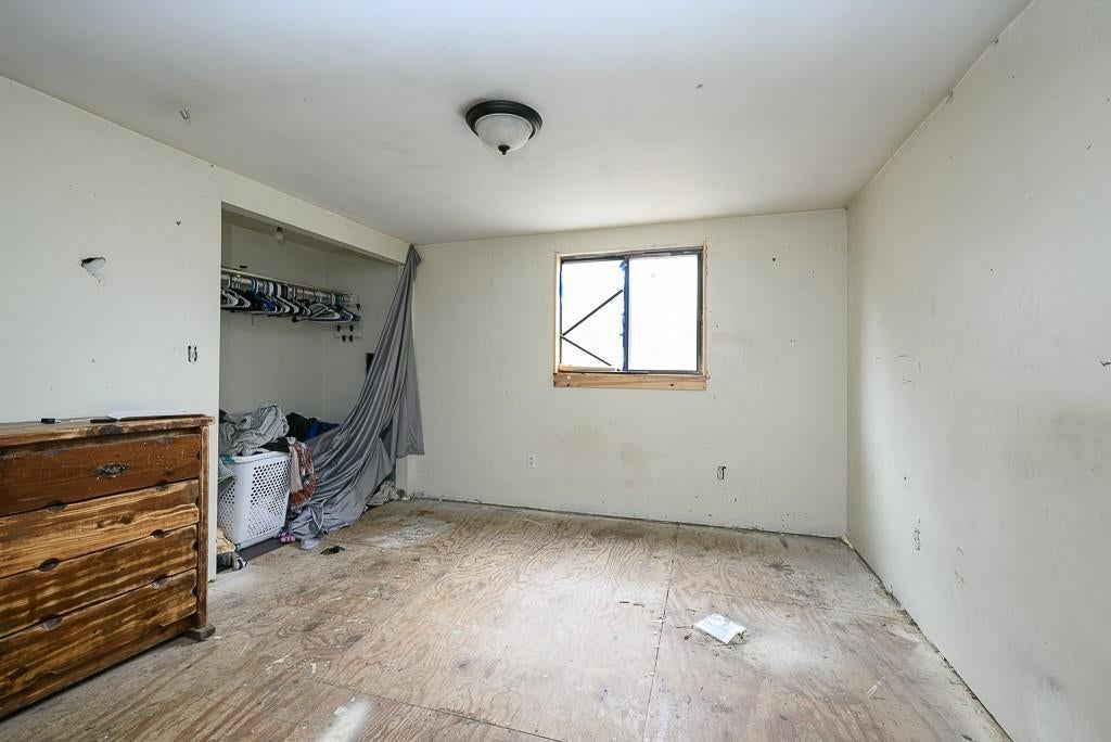 9445 Village Lane — photo 12