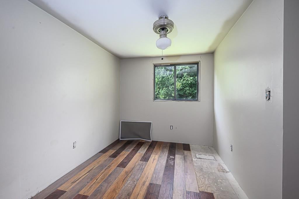 9445 Village Lane — photo 19