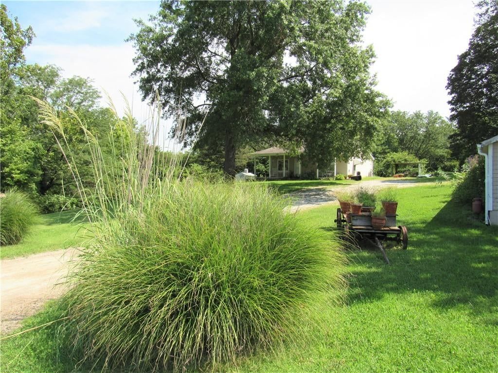 10615 Hillsboro Road — photo 3