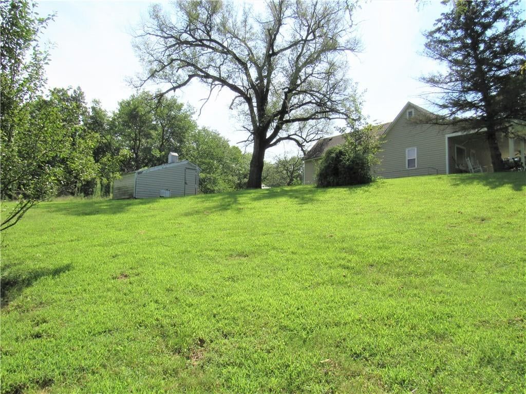 10615 Hillsboro Road — photo 8